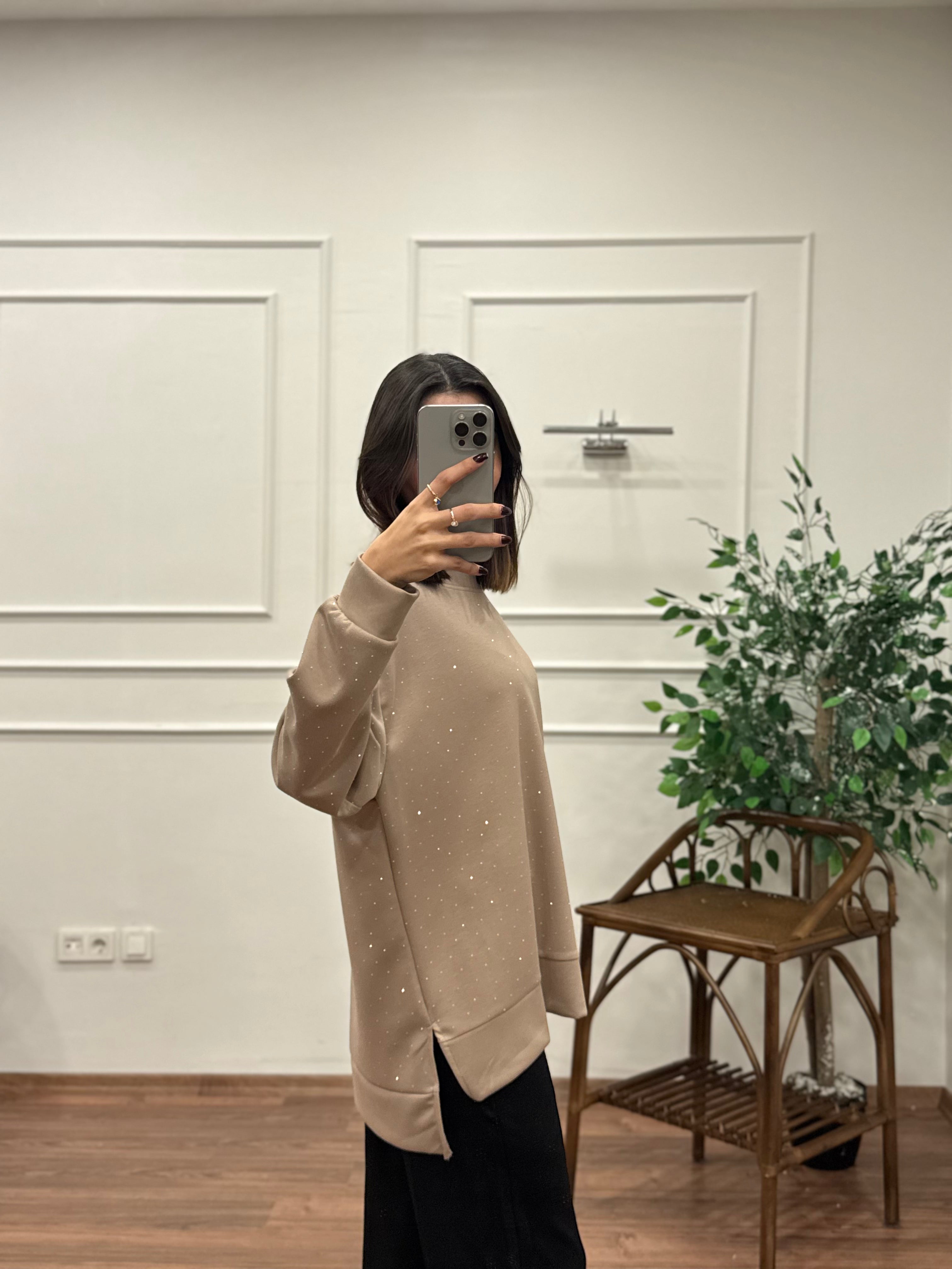 Luna Taş Baskı Bej Bluz