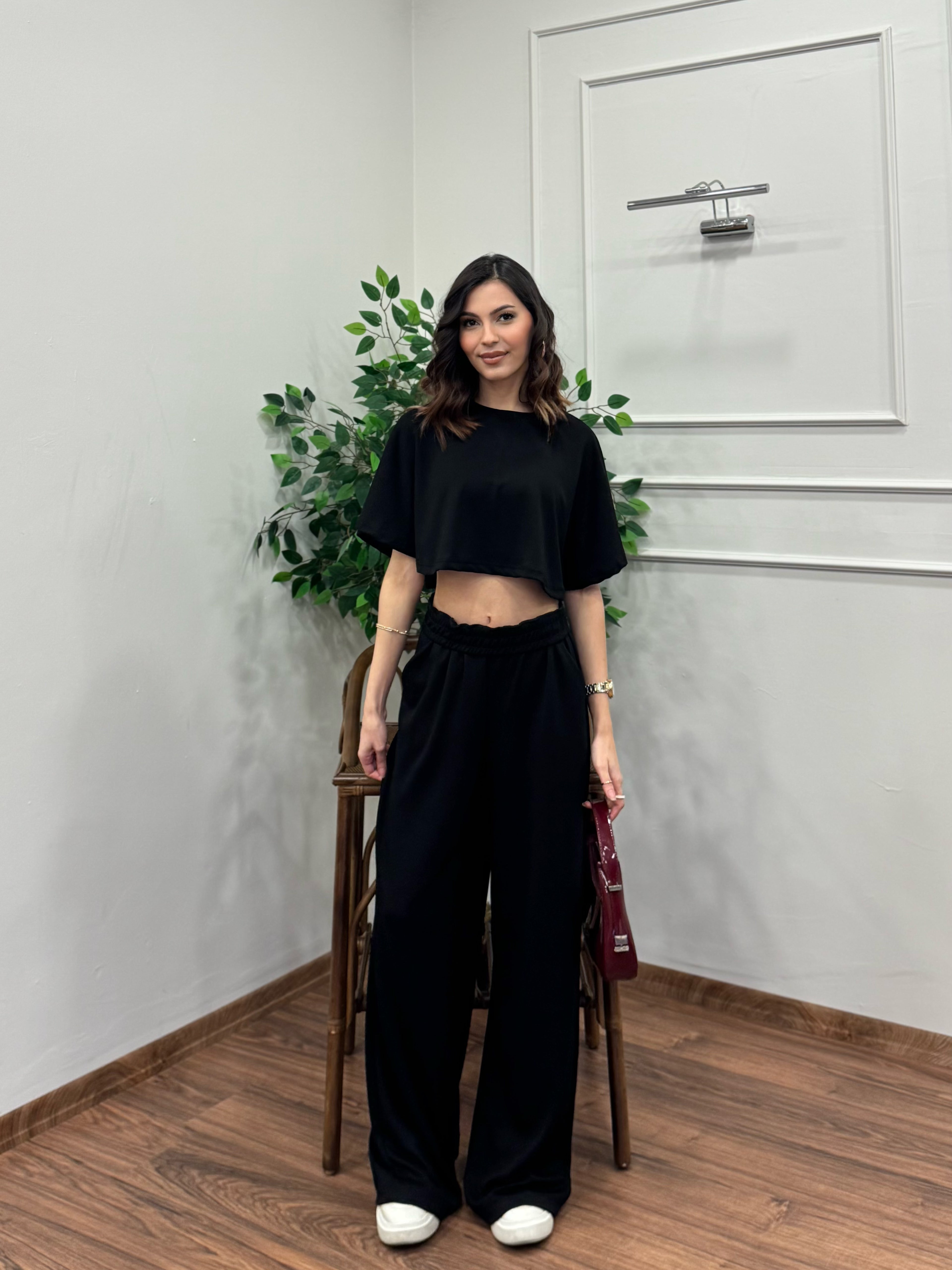 Leva Modal Crop Siyah Takım