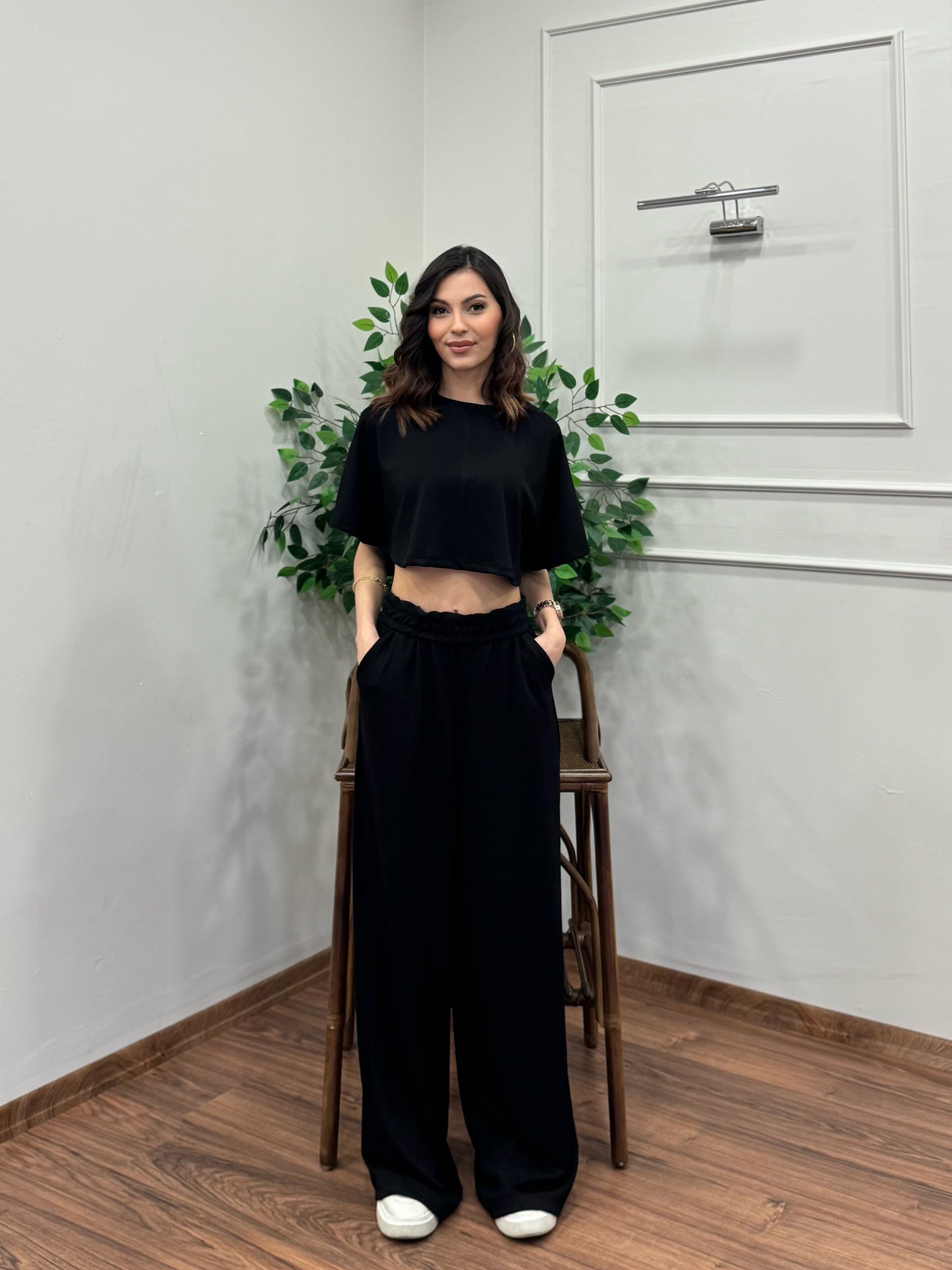 Leva Modal Crop Siyah Takım