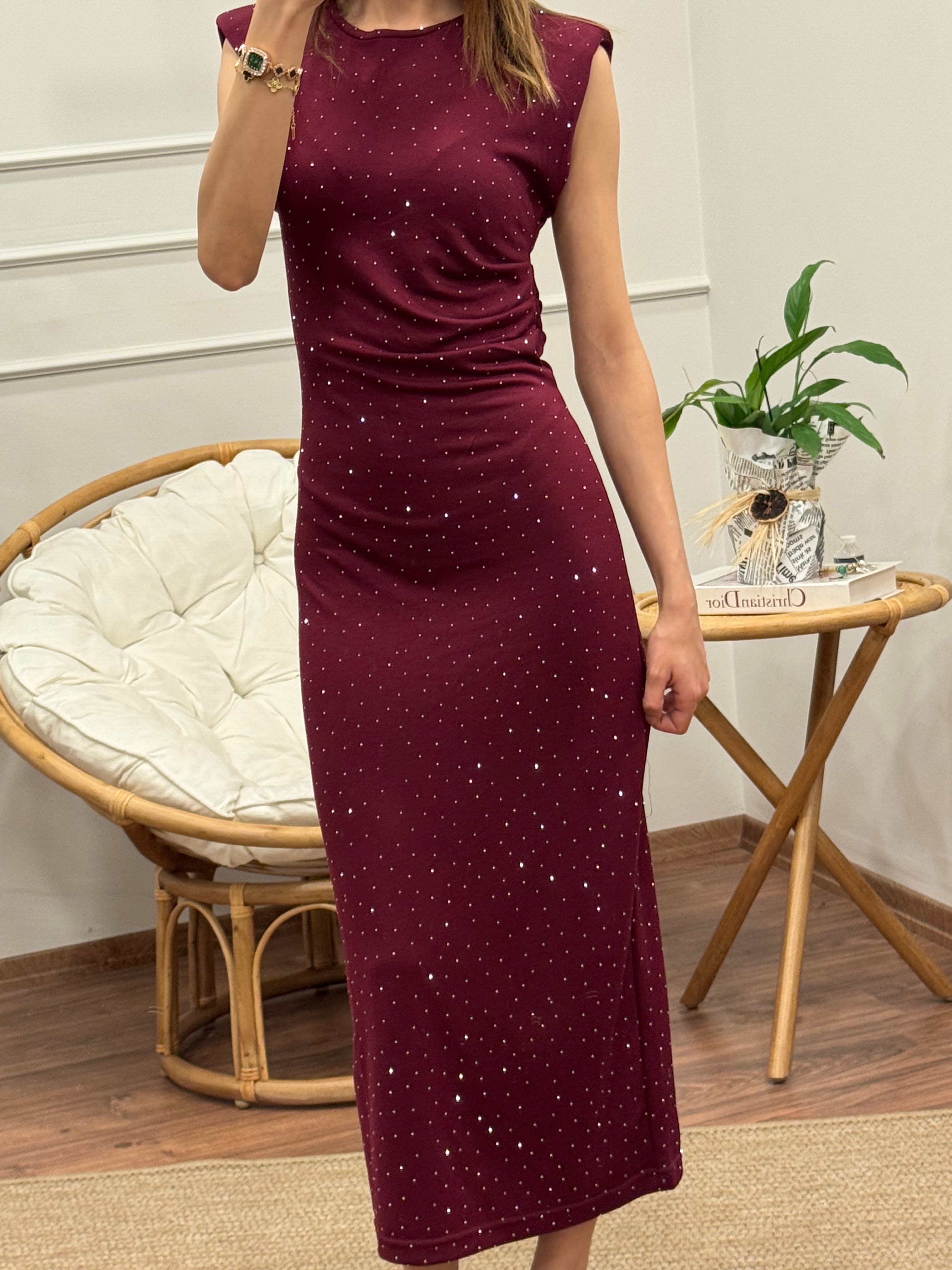 Taş Baskı Drape Detay Omuz Vatkalı Bordo Elbise