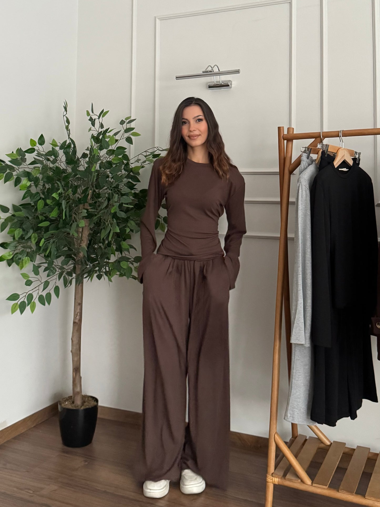 Elara Omuz Vatka Bluz Pantolon Kahverengi Takım