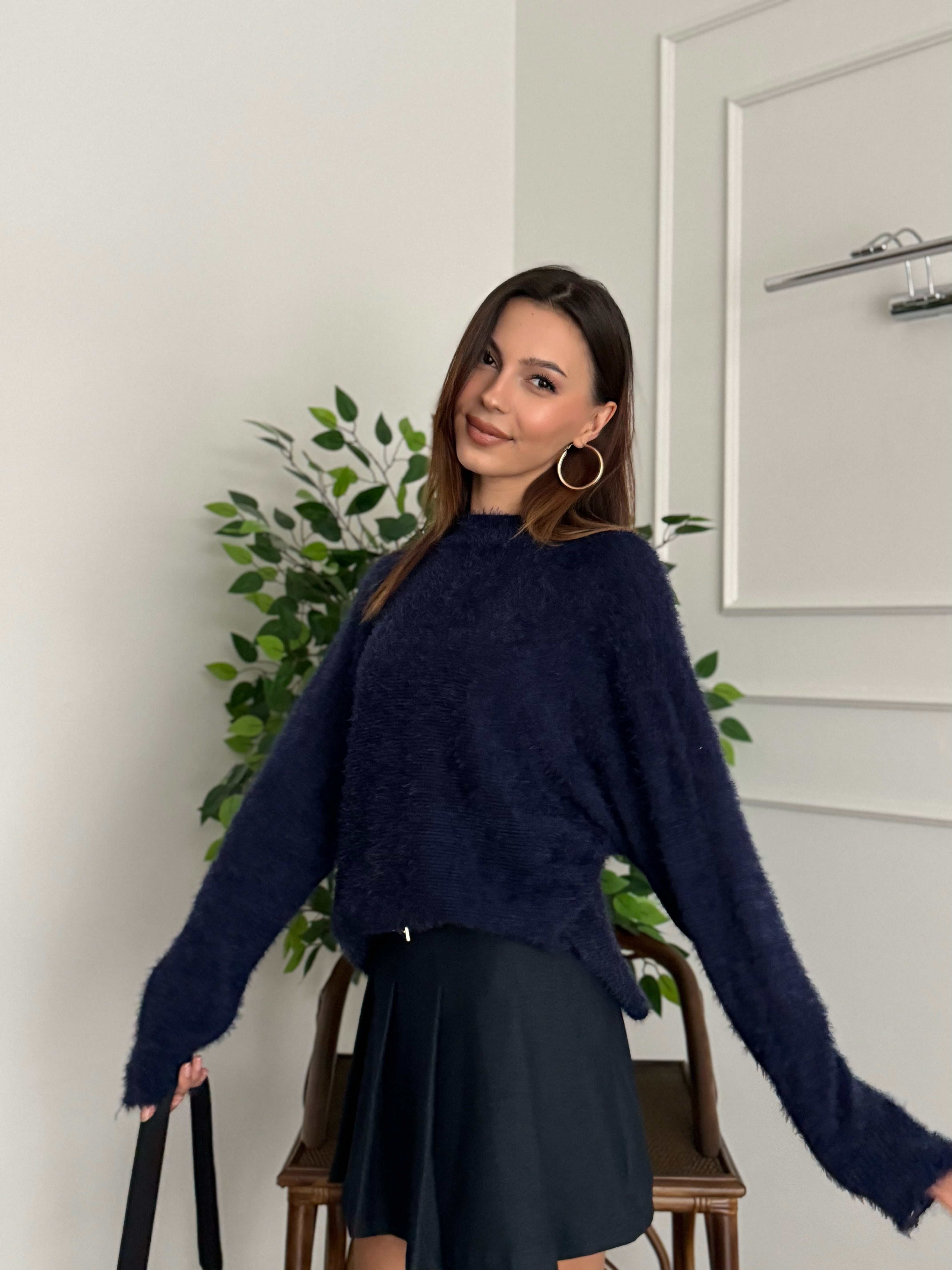 Sakallı Yarasa Kol Lacivert Kazak