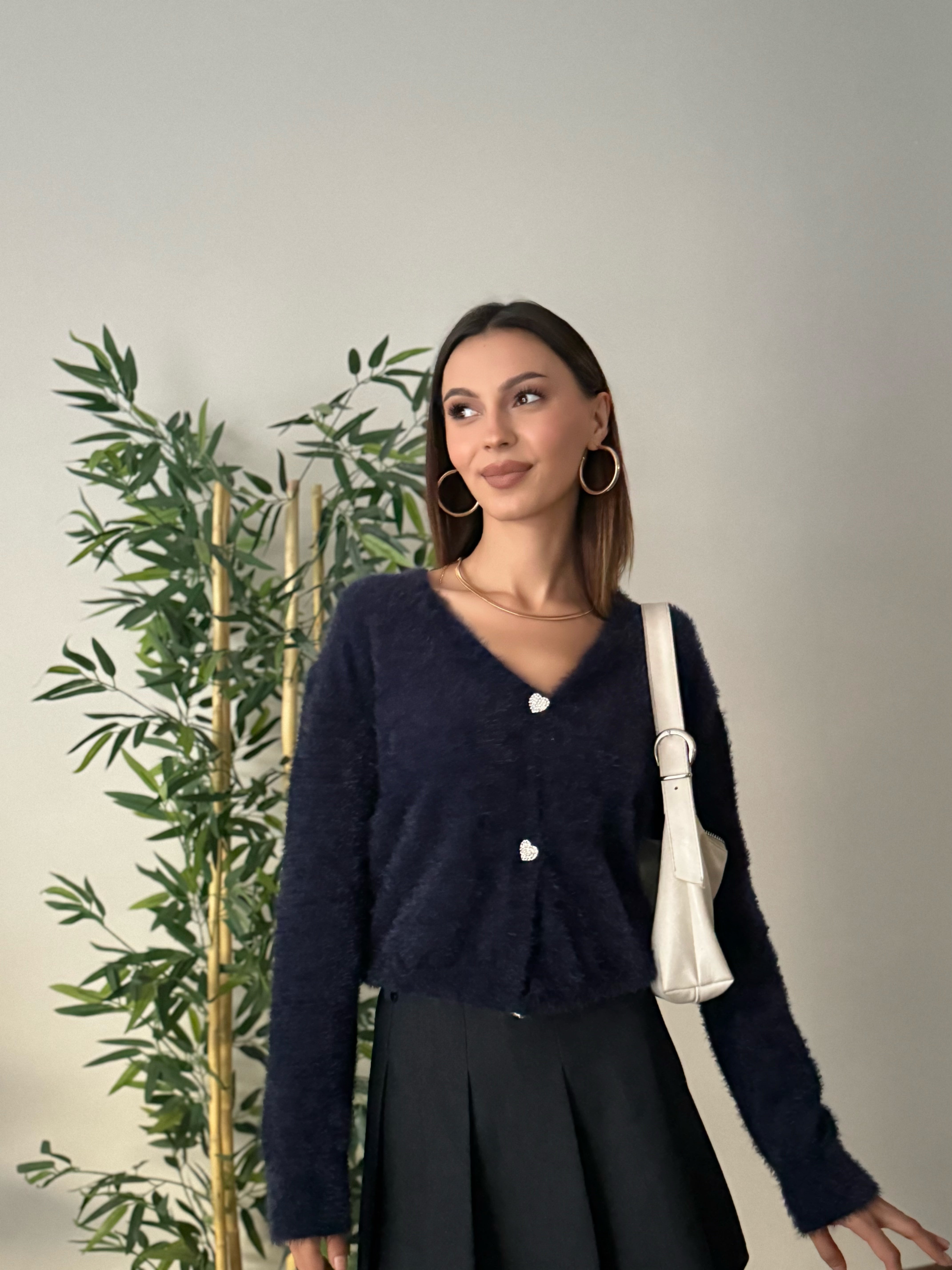 Taşlı Kalp Detay Düğmeli Lacivert Hırka