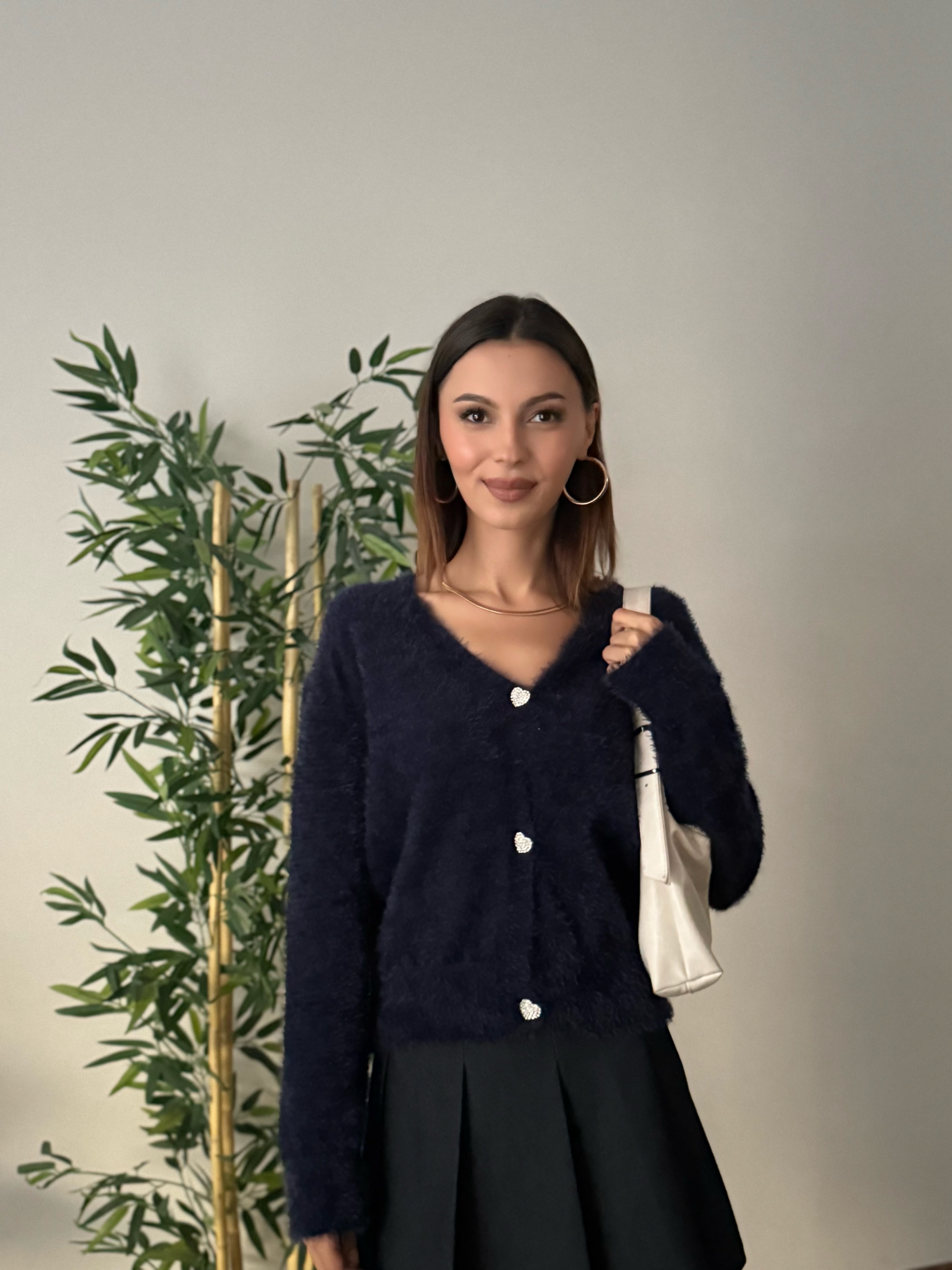 Taşlı Kalp Detay Düğmeli Lacivert Hırka