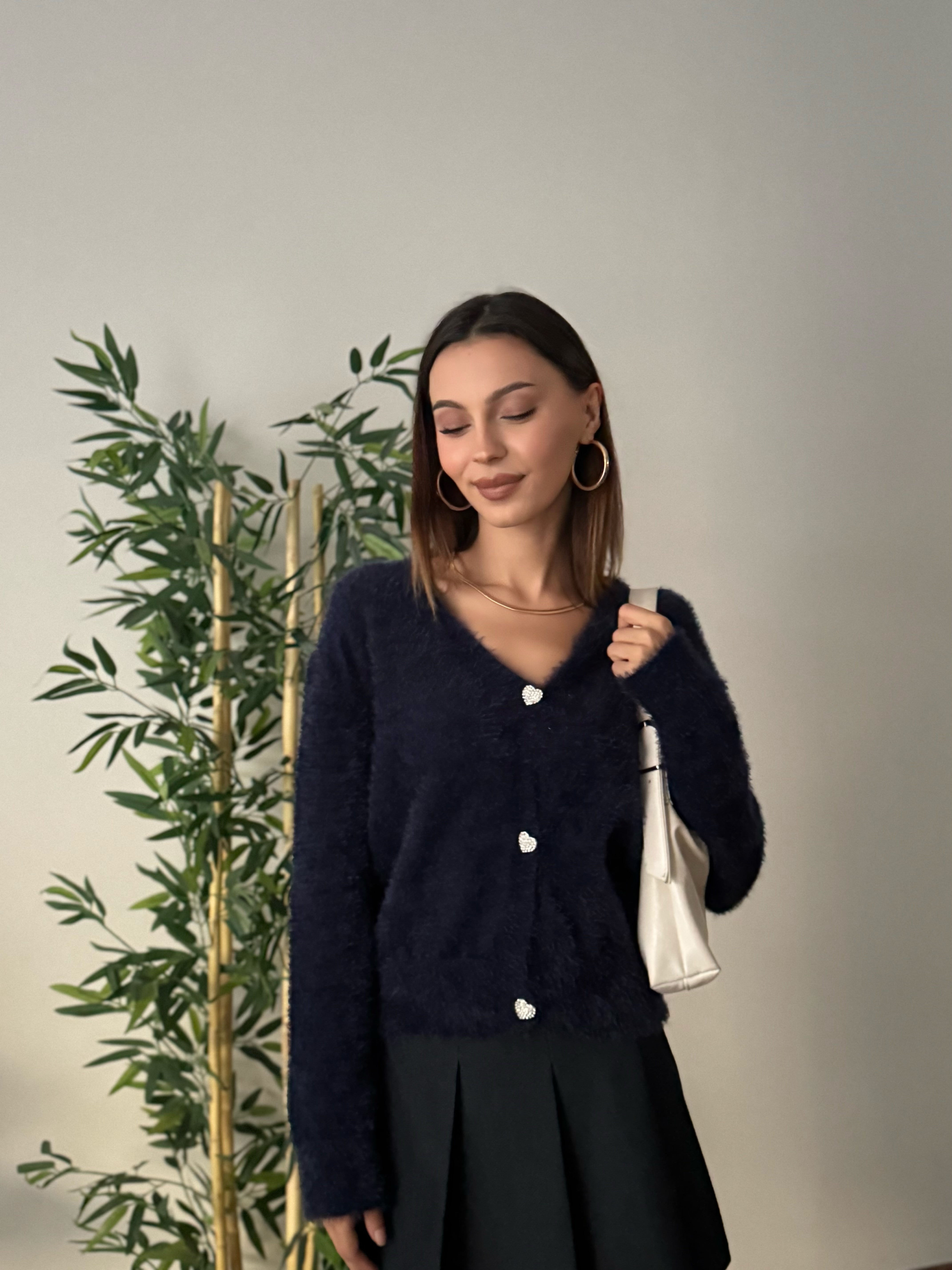 Taşlı Kalp Detay Düğmeli Lacivert Hırka