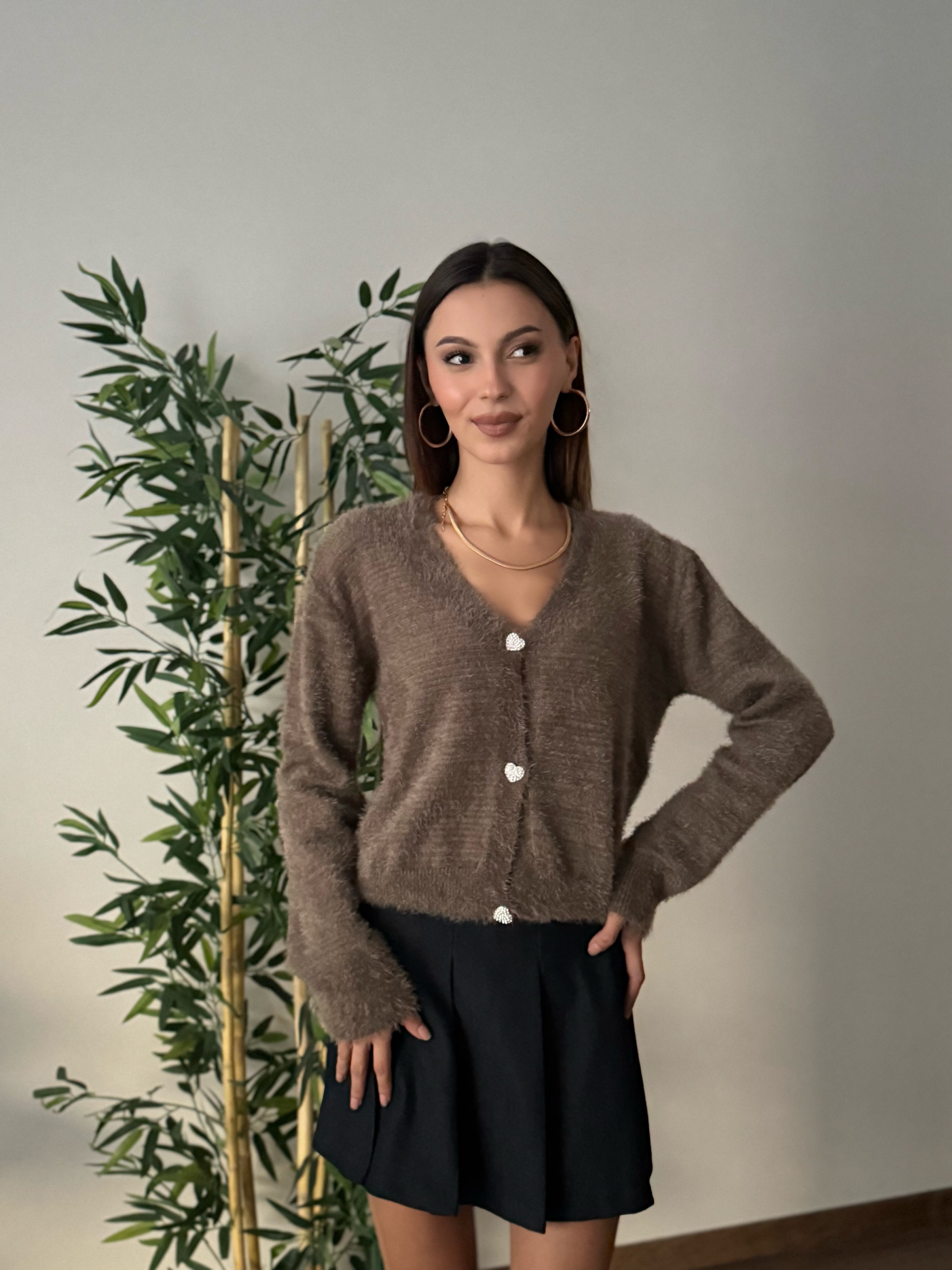 Taşlı Kalp Detay Düğmeli Kahve Hırka