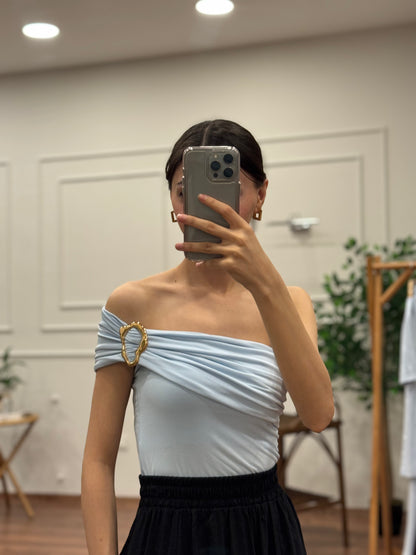 Aksesuear Detay Çift Kullanım Astarlı Bebe Mavisi Bluz