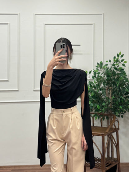 Layla Pelerinli Siyah Bodysuit