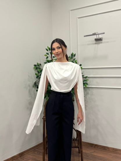 Layla Pelerinli Beyaz Bodysuit