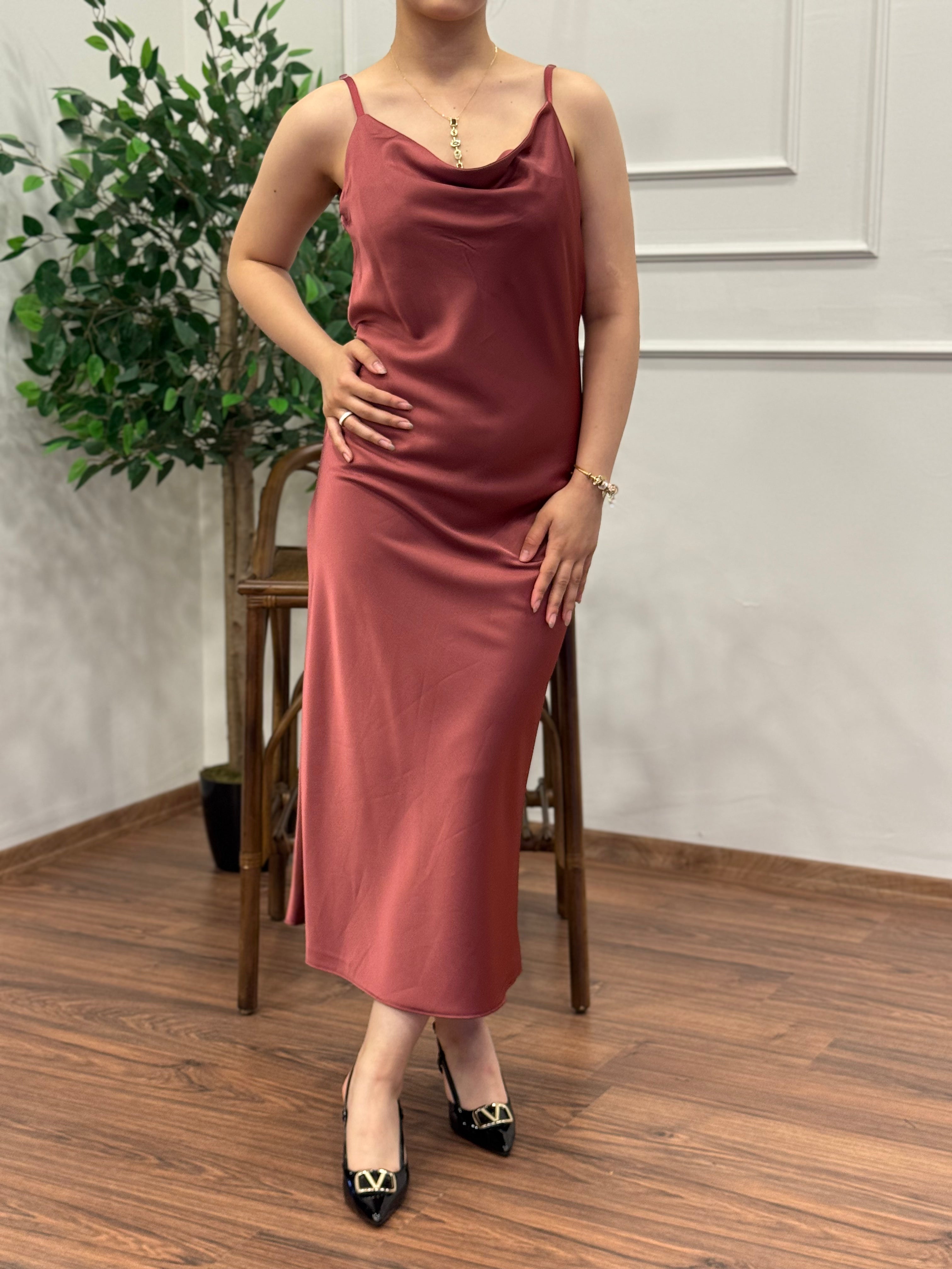 Saten İp Askılı Kahve Elbise