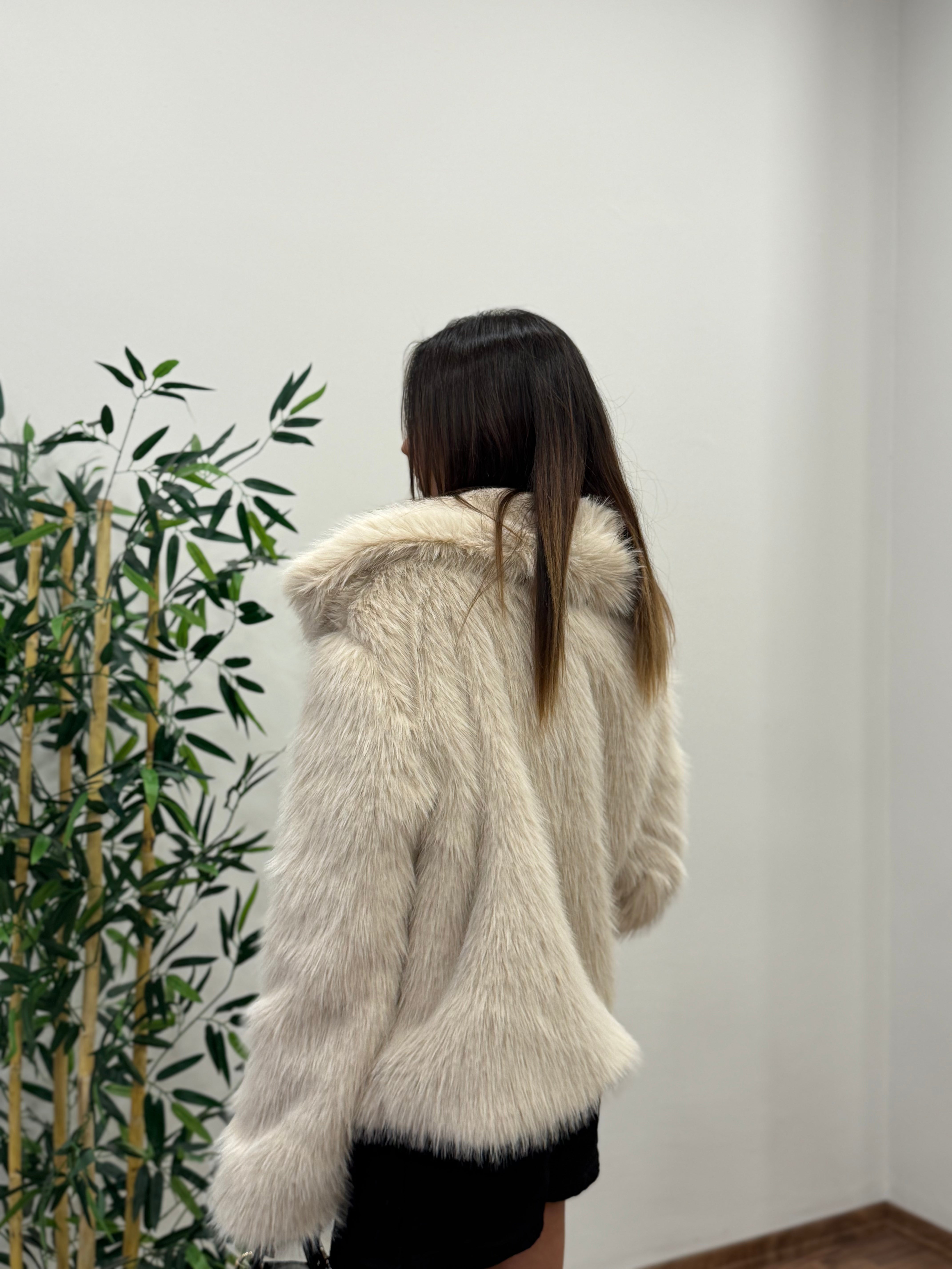 Bej Astarlı Cepli Premium Kürk