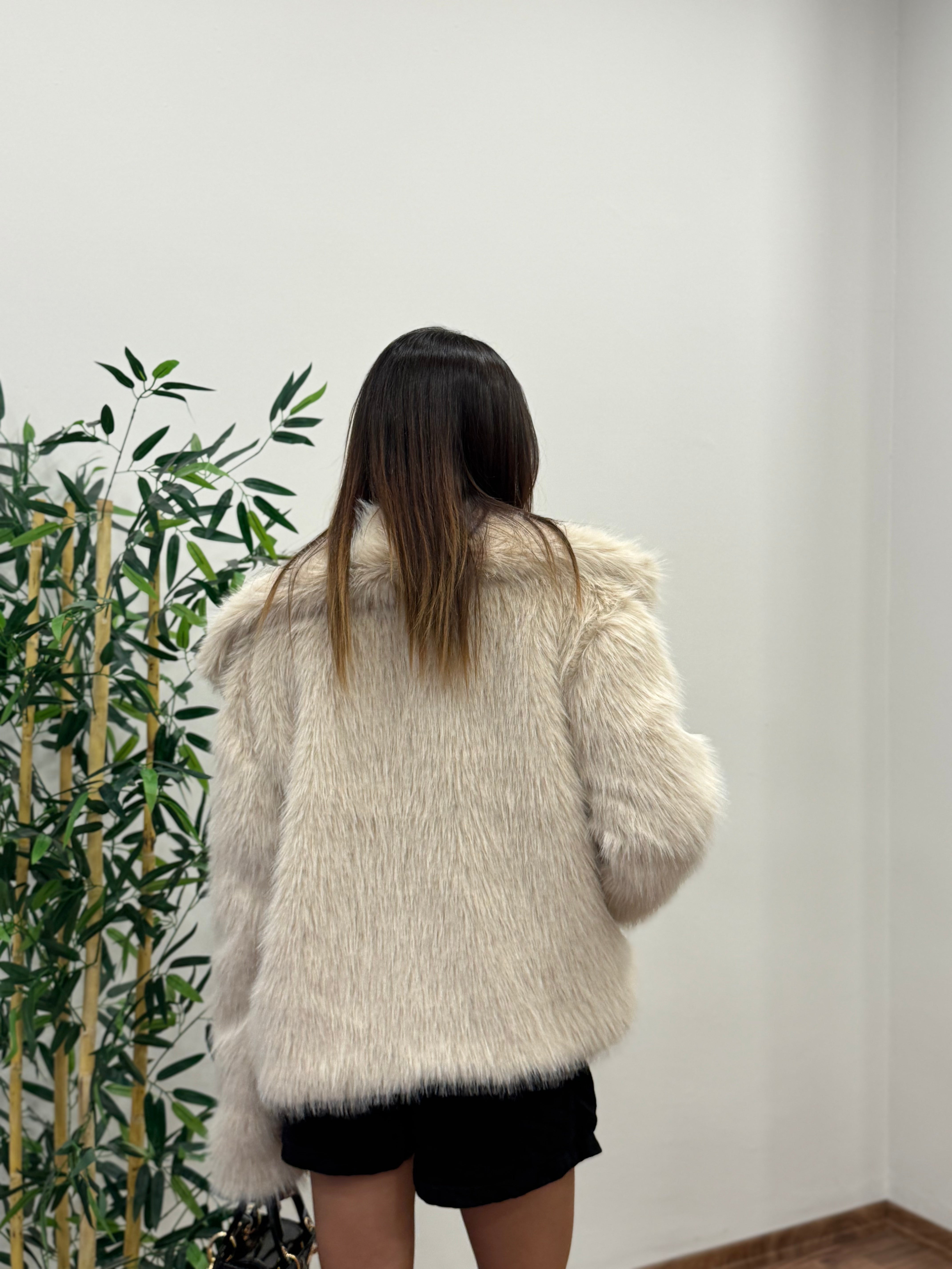 Bej Astarlı Cepli Premium Kürk