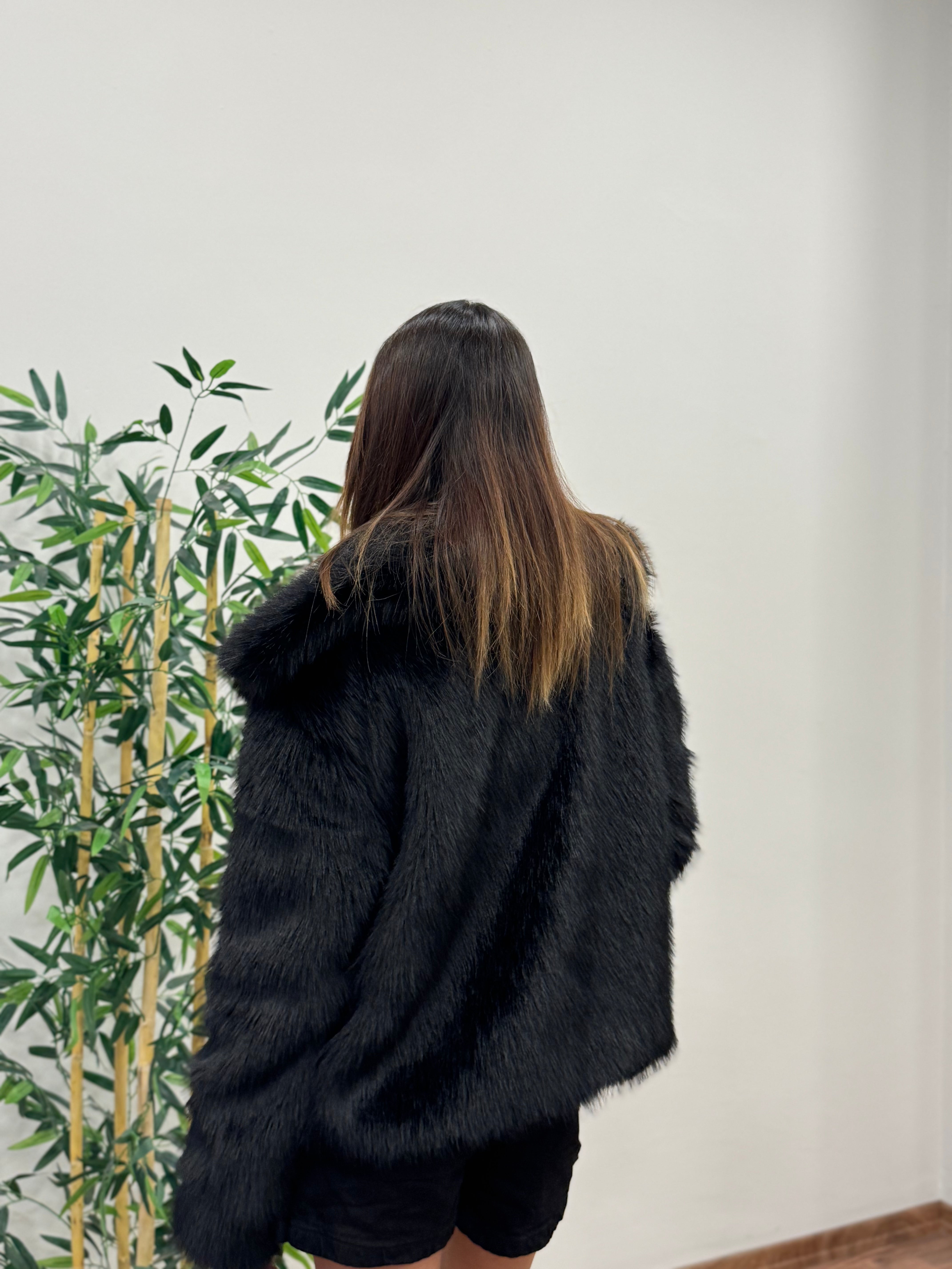 Siyah Astarlı Cepli Premium Kürk