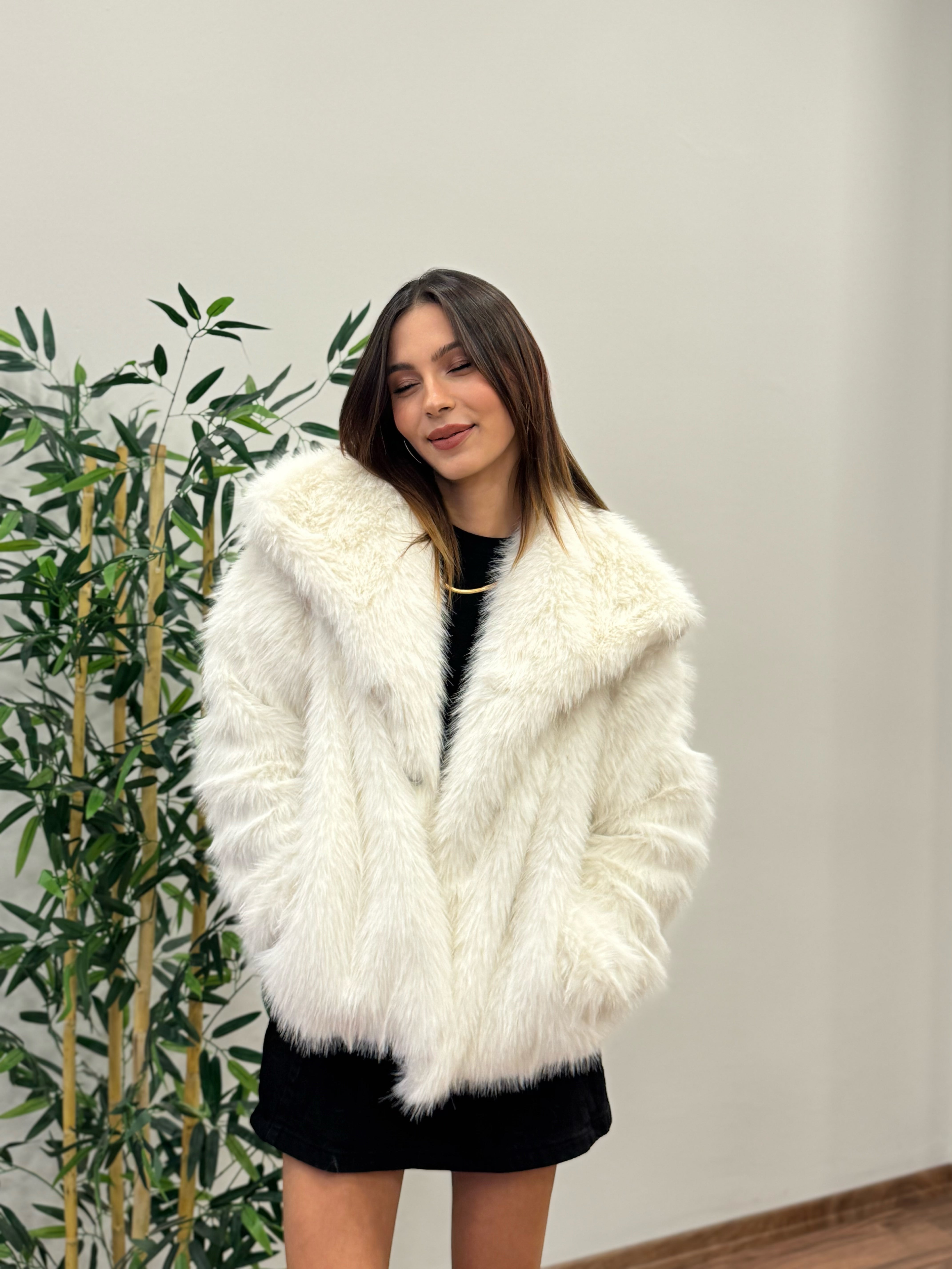 Beyaz Astarlı Cepli Premium Kürk