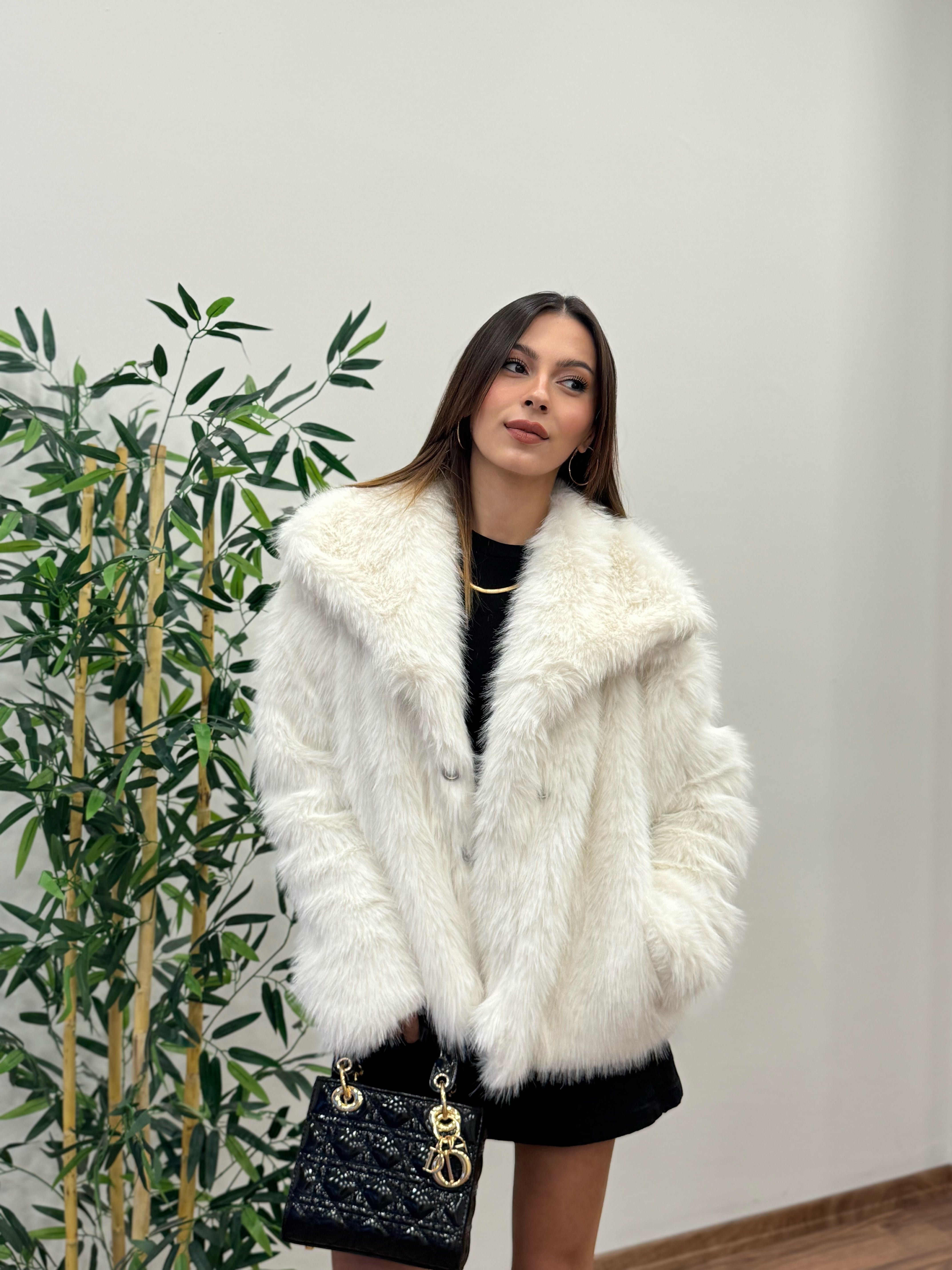 Beyaz Astarlı Cepli Premium Kürk