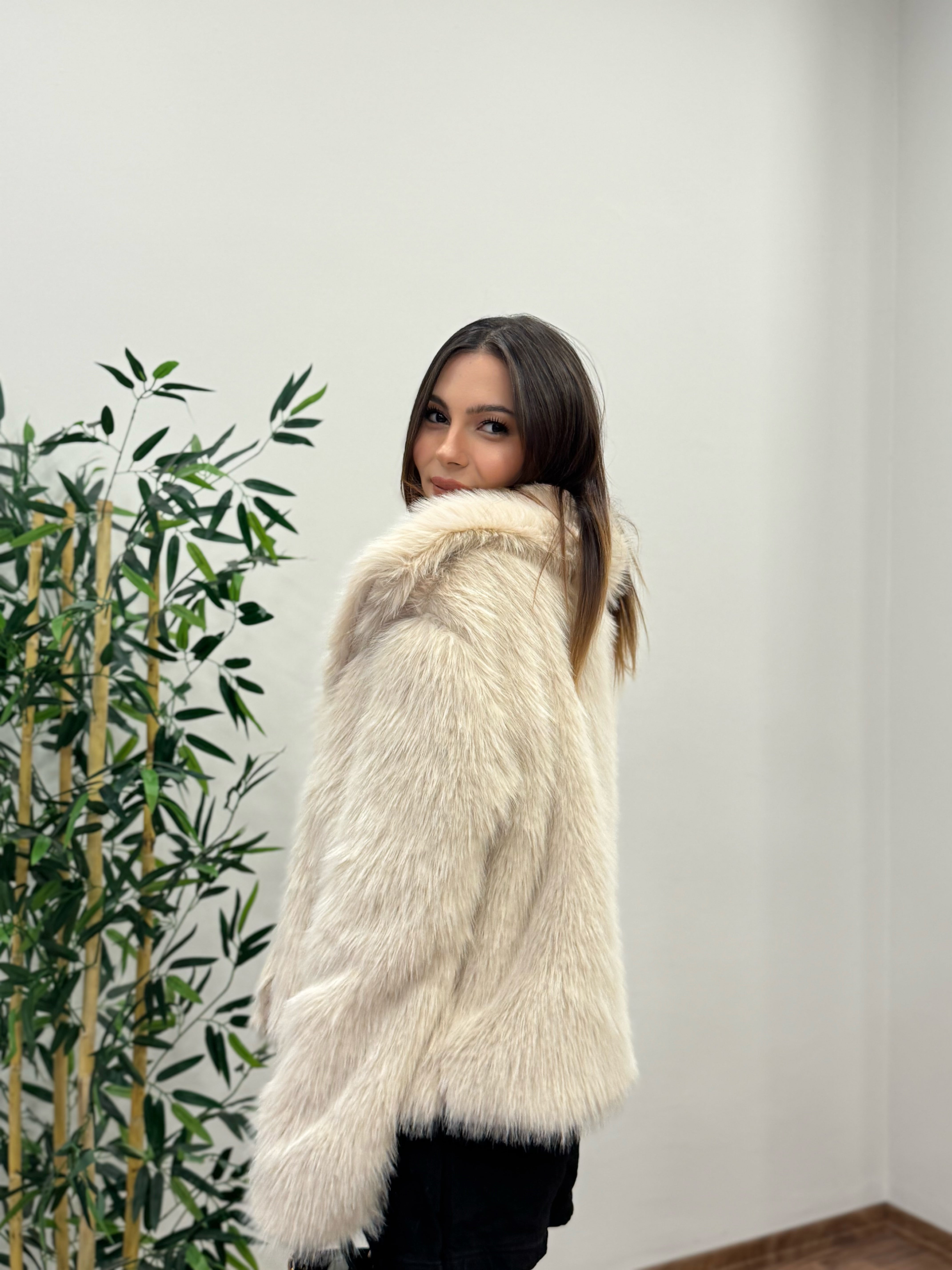 Bej Astarlı Cepli Premium Kürk