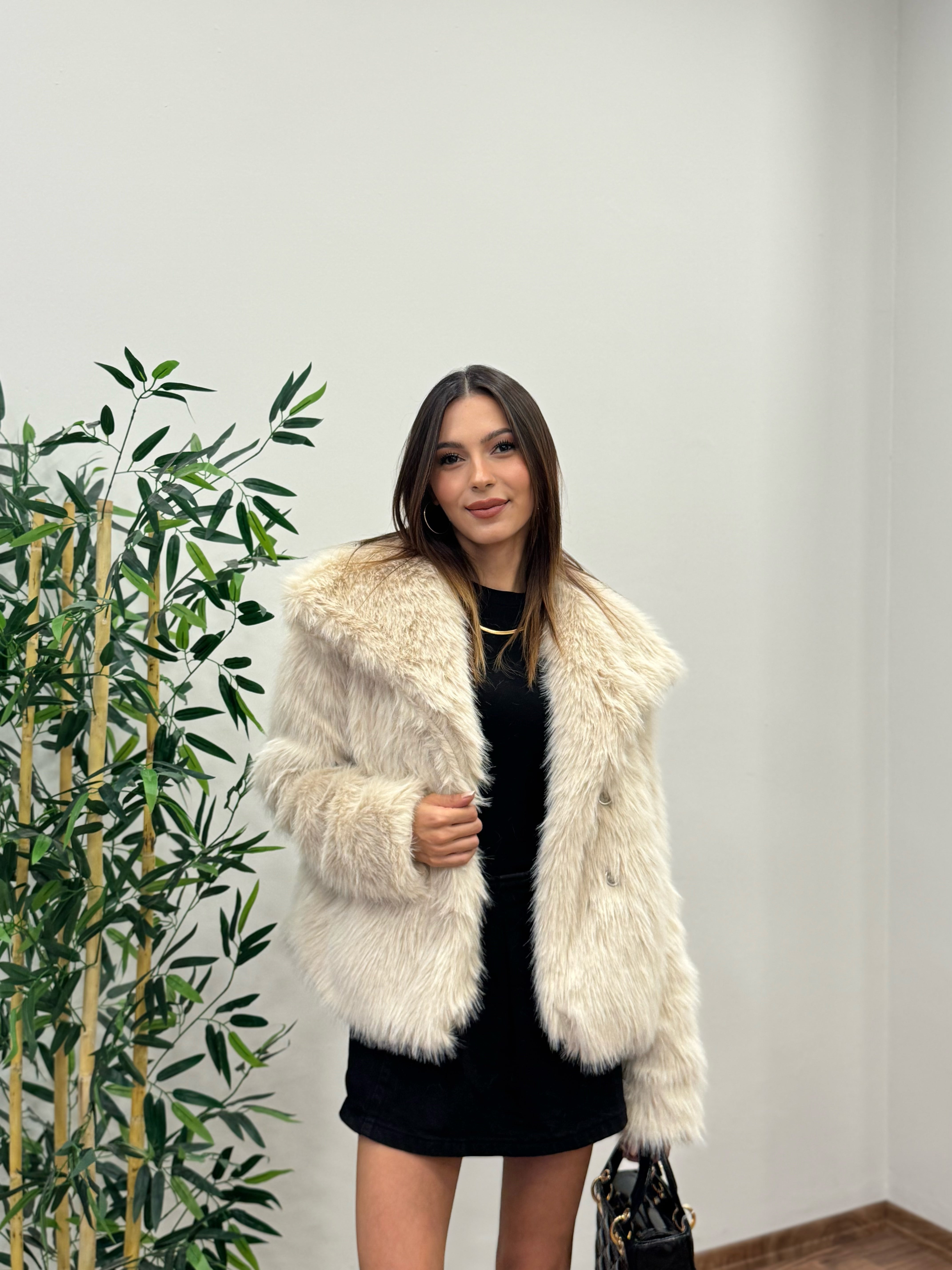 Bej Astarlı Cepli Premium Kürk