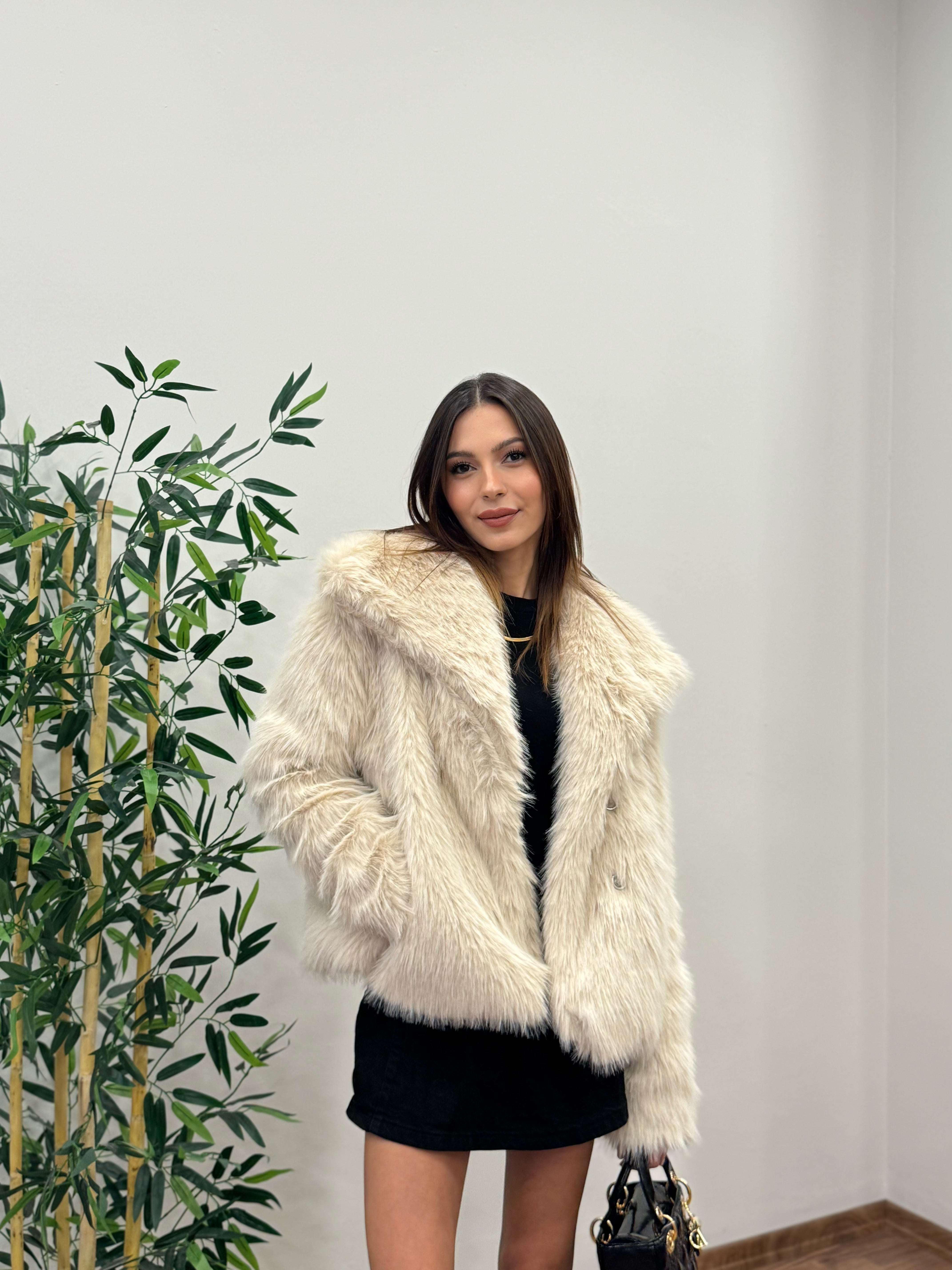 Bej Astarlı Cepli Premium Kürk