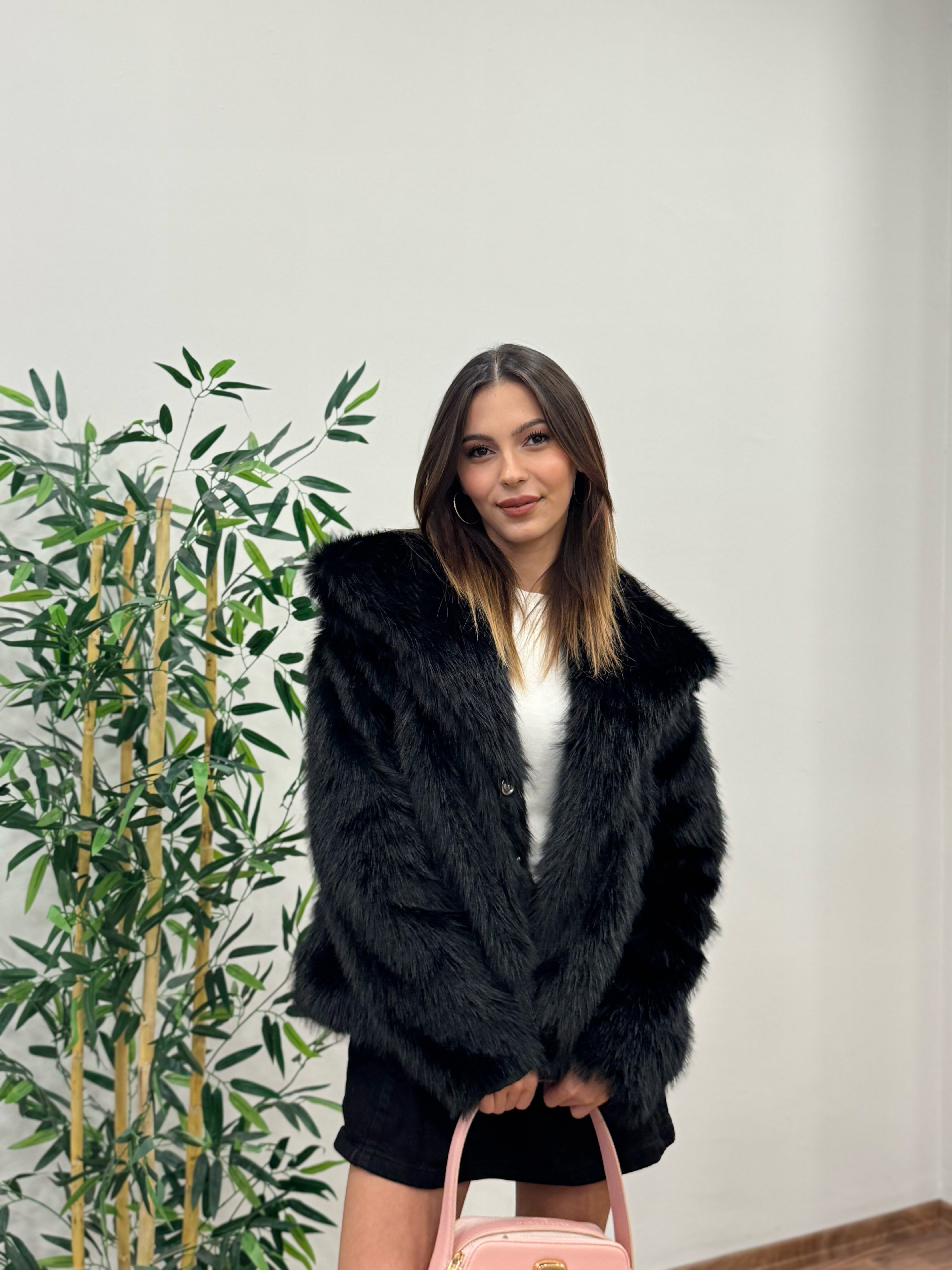 Siyah Astarlı Cepli Premium Kürk