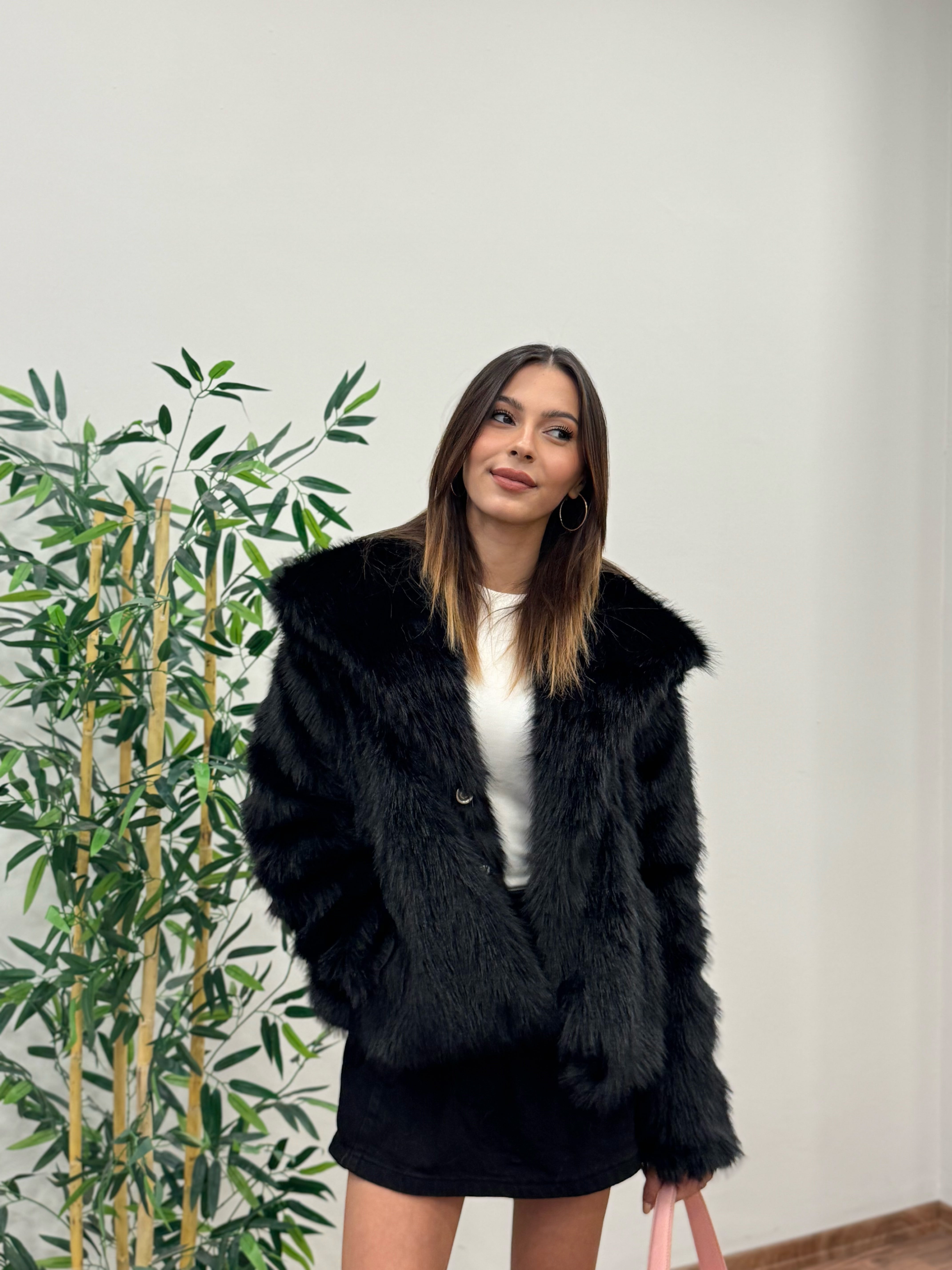 Siyah Astarlı Cepli Premium Kürk