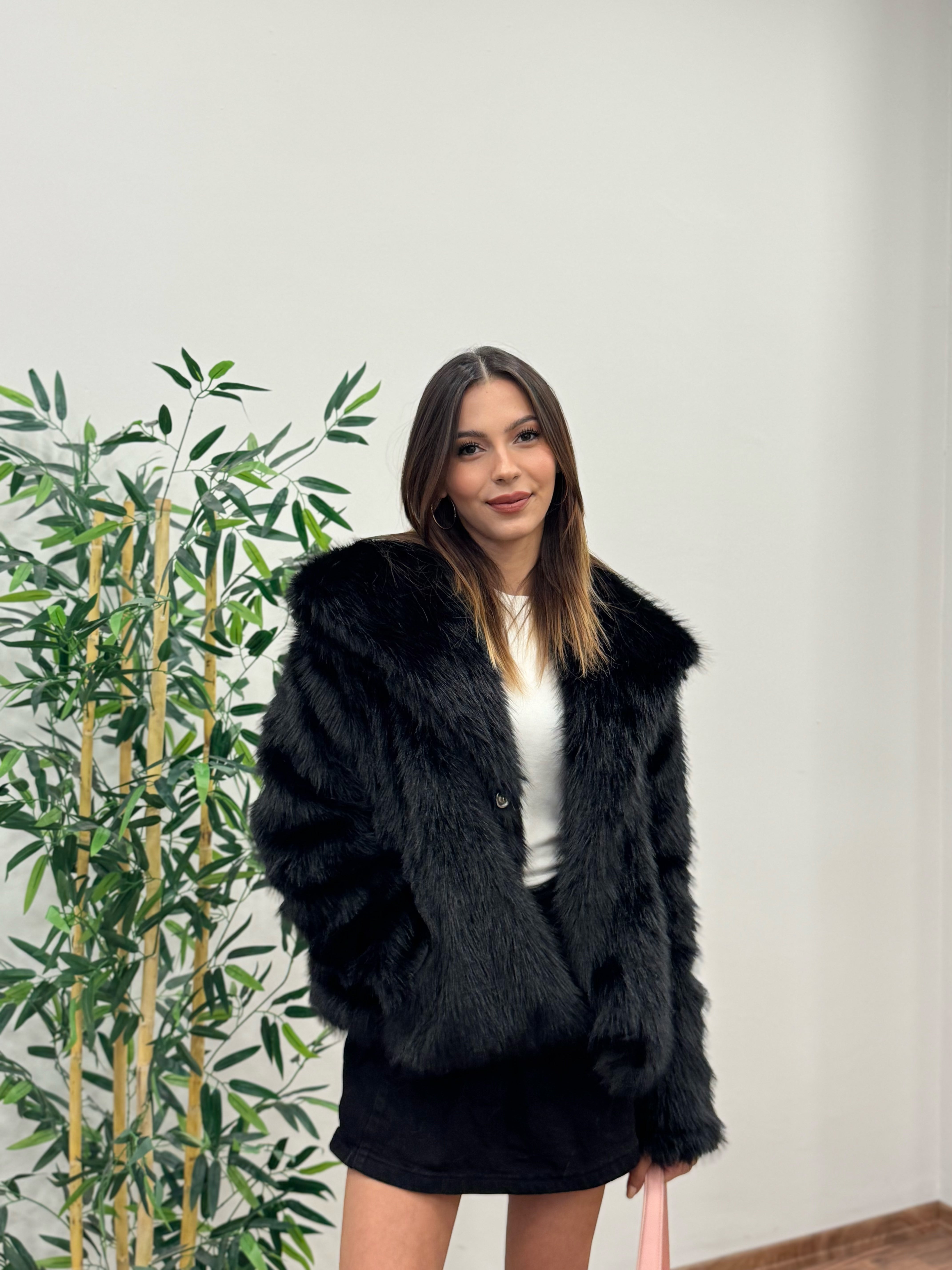 Siyah Astarlı Cepli Premium Kürk