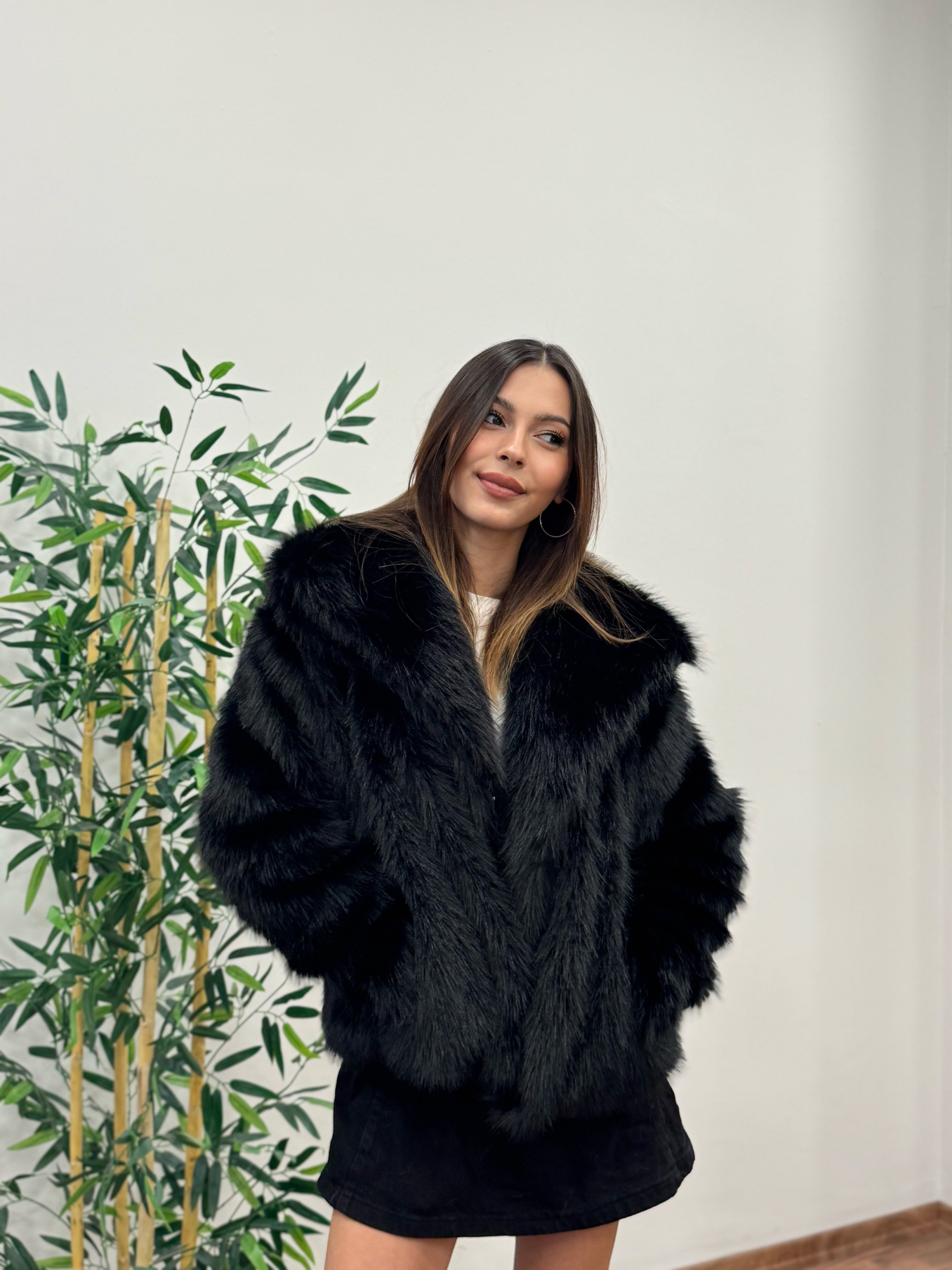 Siyah Astarlı Cepli Premium Kürk