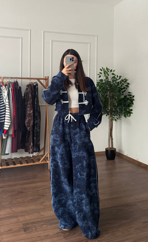 Kira Nakış İşleme Lacivert Batik Takım