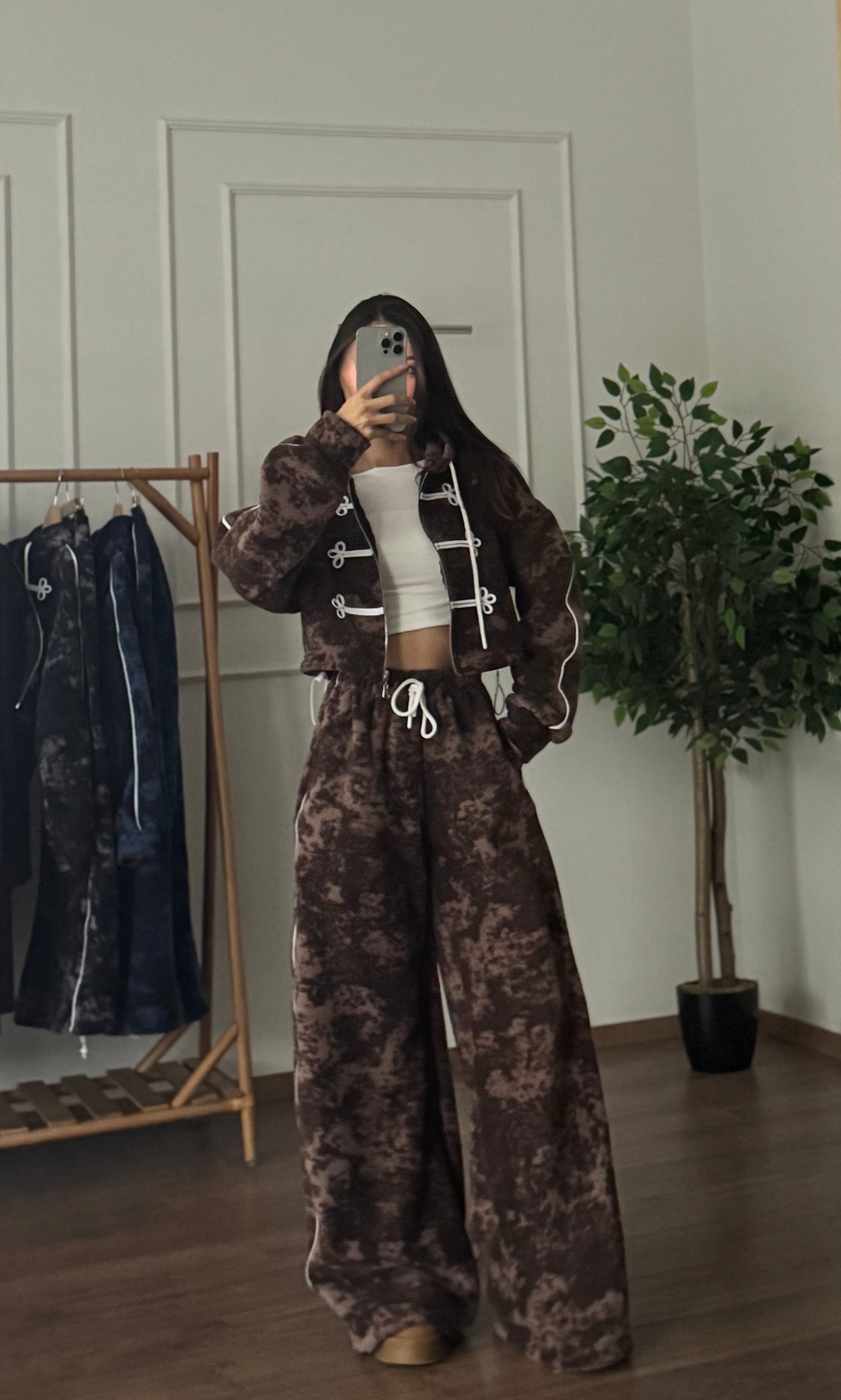 Kira Nakış İşleme Kahverengi Batik Takım
